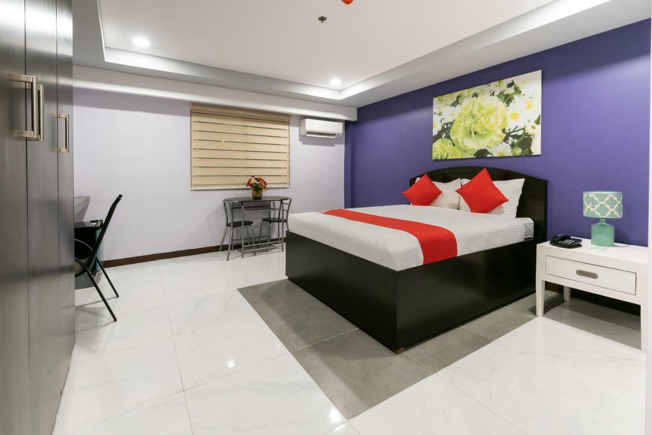 Oyo 171 Amore Hotel Muntinlupa City Buitenkant foto