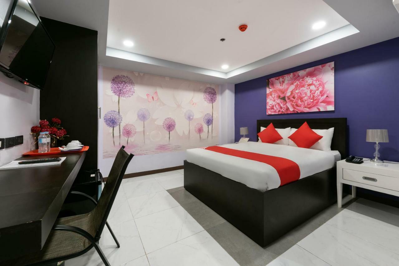 Oyo 171 Amore Hotel Muntinlupa City Buitenkant foto