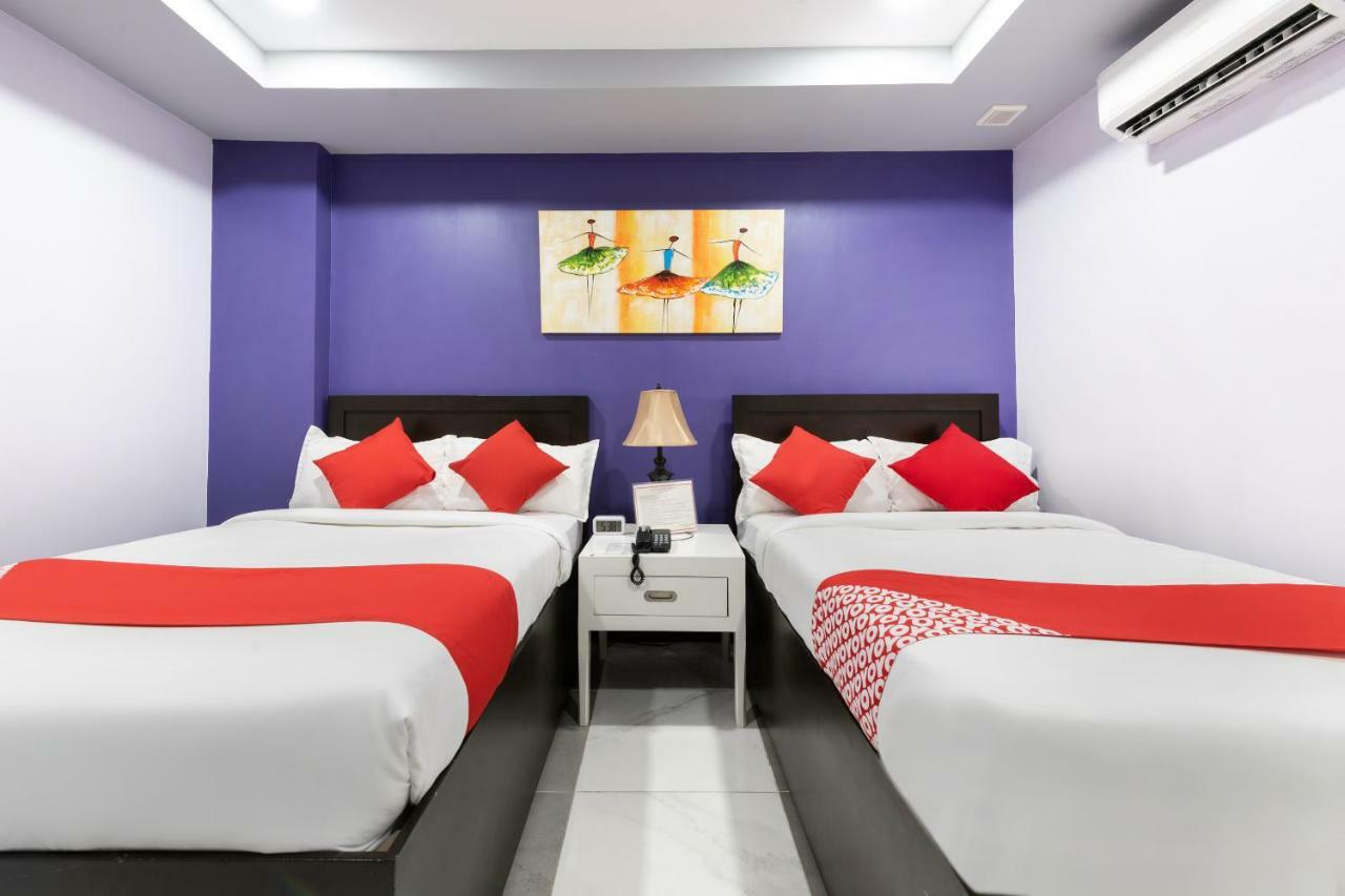 Oyo 171 Amore Hotel Muntinlupa City Buitenkant foto